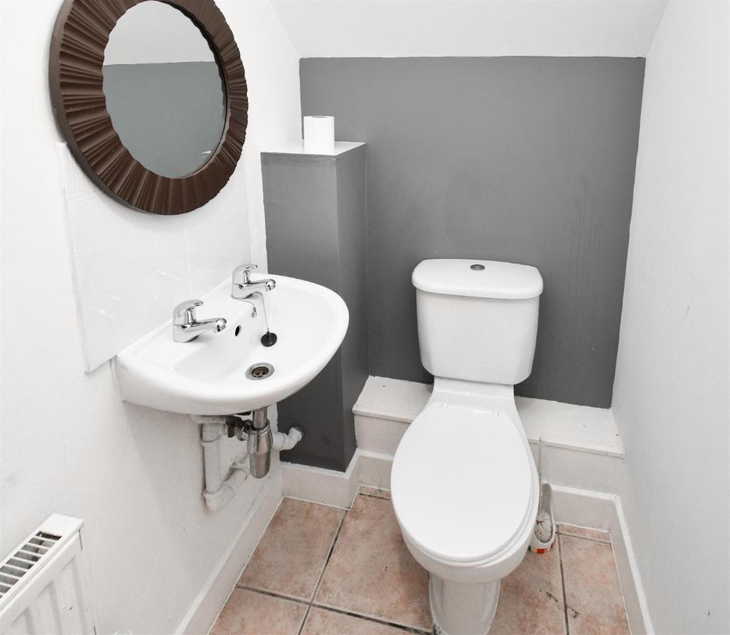 Holiday home Foxley Place: Mk House For Large Groups *