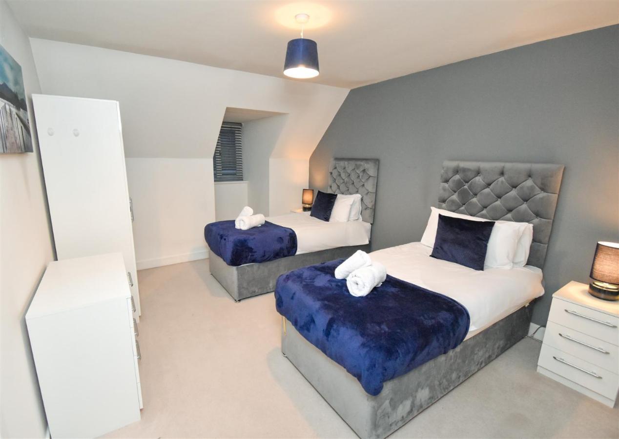 Holiday home Foxley Place: Mk House For Large Groups *